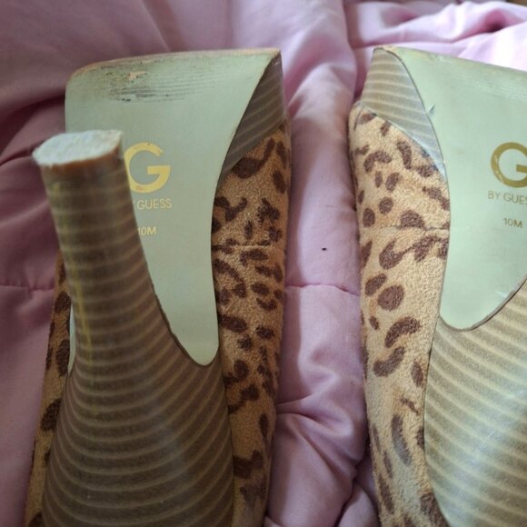 Leopard Platform Heels by Guess sz 10 - Picture 6 of 8